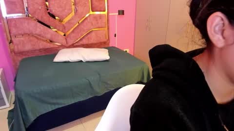 licky_lov online show from January 14, 12:21 pm