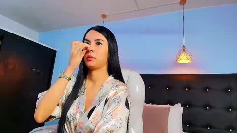    online show from February 11, 12:47 pm