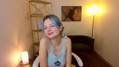Snapshot of lika_sky chatting on October 9, 11:03 am lika_sky online show from October 9, 11:03 am