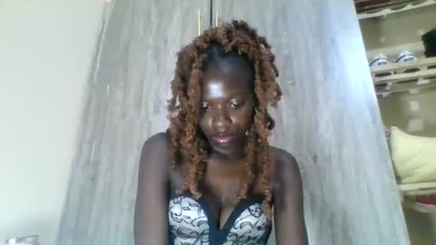 Snapshot of lil6041 chatting on October 21, 9:57 am lil6041 online show from October 21, 9:57 am