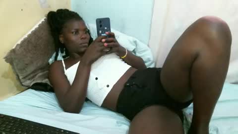 lil_donna online show from January 14, 4:57 am