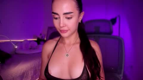 Gabriela online show from September 19, 8:41 pm