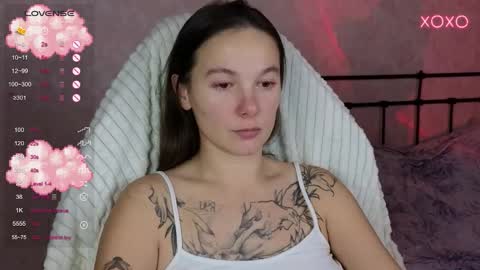 little moon online show from October 19, 9:39 pm