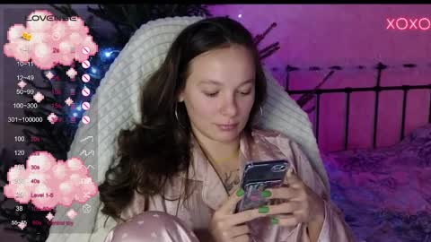 little moon online show from December 26, 2:27 pm