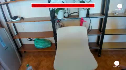 lil_tiffani online show from June 10, 11:53 am