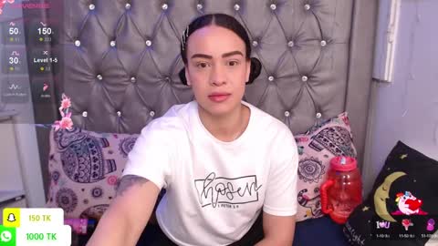 Snapshot of lila_gummy_ chatting on September 9, 1:33 pm online show from September 9, 1:33 pm