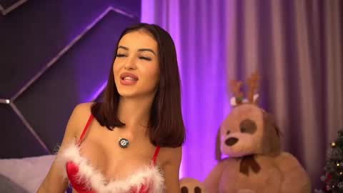 Lila The Hottie online show from December 16, 5:35 am