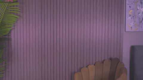 Sofi online show from November 25, 3:58 pm