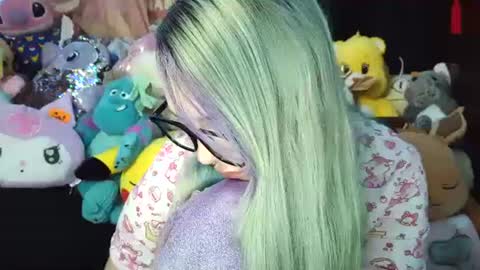 emily ryanson online show from December 10, 4:49 pm