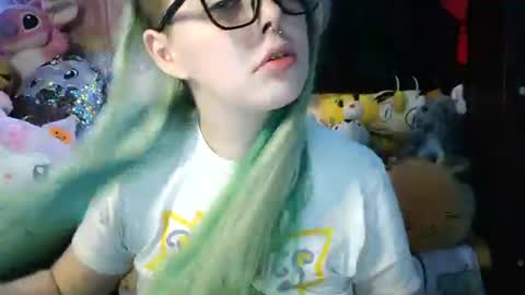 emily ryanson online show from December 19, 4:57 pm