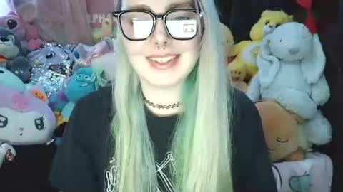 emily ryanson online show from January 1, 9:20 pm