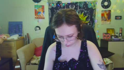 Snapshot of lileyfoxxx chatting on January 22, 2:46 pm Lil online show from January 22, 2:46 pm