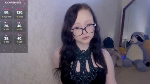 Snapshot of lilhornyprincess chatting on February 19, 9:39 am Nika and Lori online show from February 19, 9:39 am