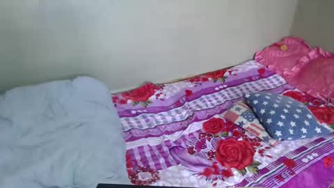 Snapshot of liliahsexie chatting on January 23, 7:22 am liliah online show from January 23, 7:22 am