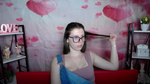 lilianashine online show from February 16, 11:54 am