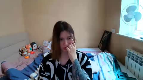 liliawoolf online show from October 18, 11:46 am