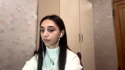 Snapshot of lilihalvorsen chatting on October 11, 10:23 pm Lina online show from October 11, 10:23 pm