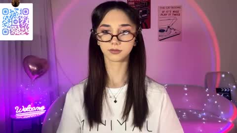 Lina online show from May 15, 11:40 pm