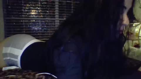 lililuvsy0u online show from May 24, 4:33 am