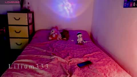 lilium333 online show from June 12, 2:25 pm