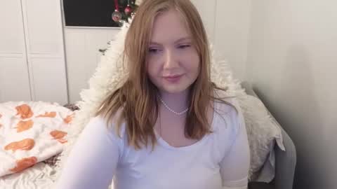 Anni online show from December 15, 8:41 am