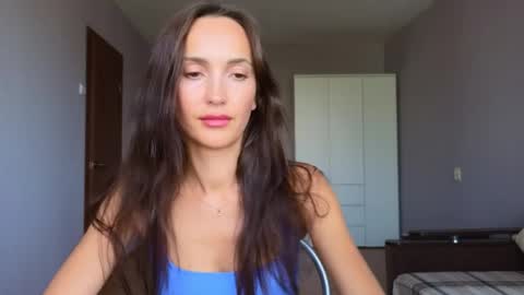 Lillian online show from April 18, 10:40 am