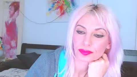 Lara online show from March 3, 11:23 pm