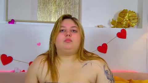 LillianHaig online show from February 16, 6:30 pm