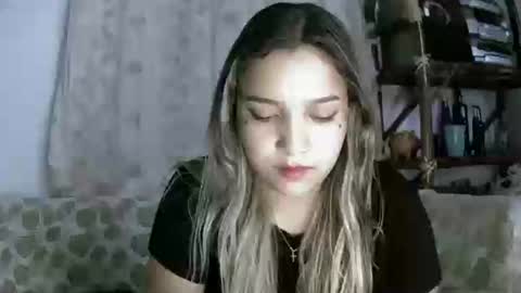 Sey - Lilly  online show from April 22, 6:54 am