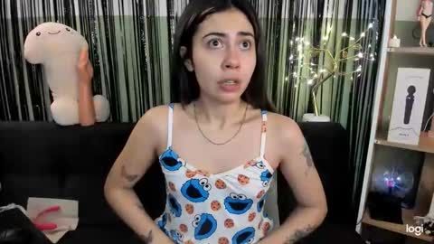 lilly_sweet02 online show from February 22, 12:22 am