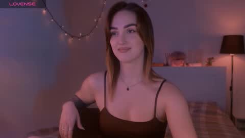 LillyFarey online show from October 5, 7:41 pm