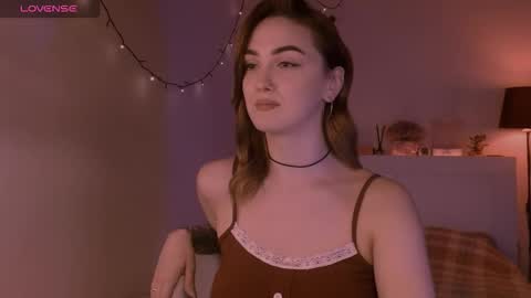 LillyFarey online show from November 2, 5:05 pm