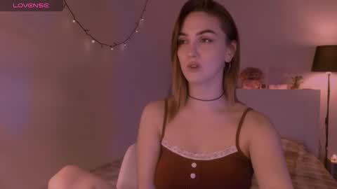 LillyFarey online show from October 31, 7:07 pm