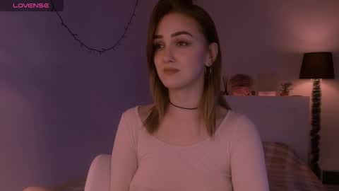 LillyFarey online show from November 5, 6:13 pm