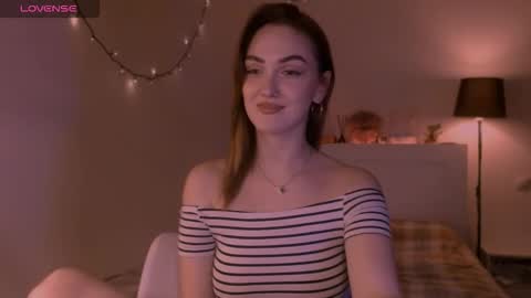 LillyFarey online show from October 8, 7:51 pm