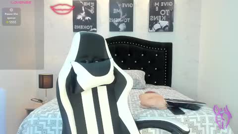 Lilly online show from February 5, 2:37 pm