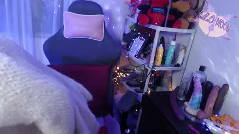 Lilo  online show from March 2, 3:34 am