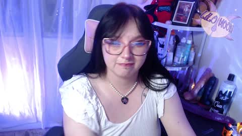 Lilo  online show from February 8, 4:03 am