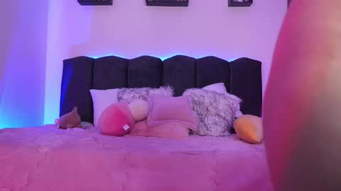 Lilou online show from March 13, 4:08 pm