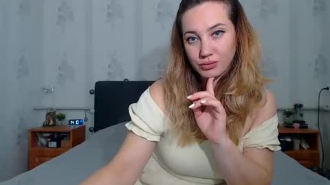lilu_cute25 online show from April 20, 11:13 am