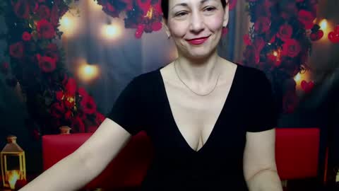 lilugrants online show from March 5, 8:44 pm