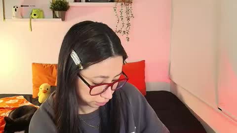 just lily online show from November 11, 12:28 am