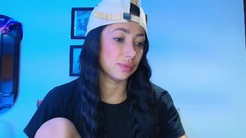 just lily online show from May 16, 12:46 am