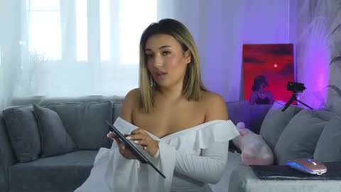 Lily online show from February 20, 12:36 pm