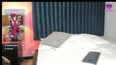 Snapshot of lily_miiller chatting on January 27, 8:49 pm Lily Miiller online show from January 27, 8:49 pm