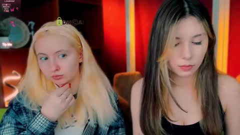 Lily online show from March 21, 3:06 pm