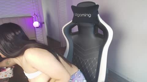 lily_waist online show from October 25, 11:07 am