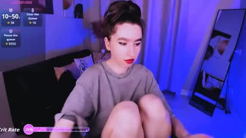 LILY online show from April 18, 12:07 pm