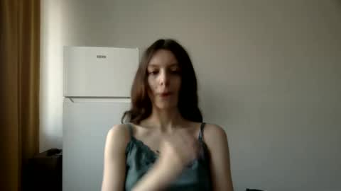 lilycandy_ online show from February 25, 7:52 am