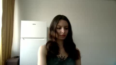 lilycandy_ online show from February 26, 7:12 am